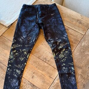 Nike Black Leggings with Yellow and Blue Tree-Print